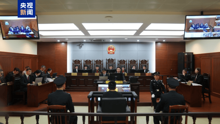 “司机泄愤撞死一家三口”<strong></p>
<p>以太坊价格走势</strong>，逝者家属最新发声