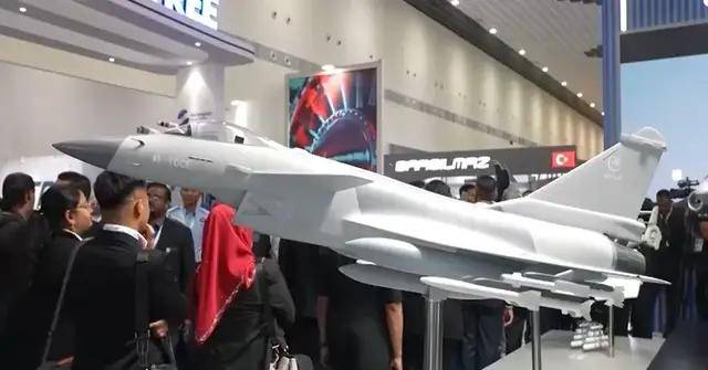 突然到来的惊喜<strong></p>
<p>以太坊价格走势</strong>？孟加拉国表示要22亿美元购买20架歼-10CE？