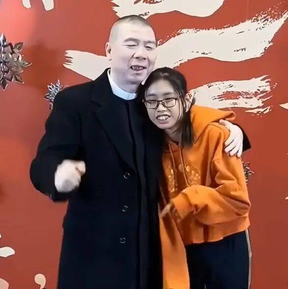 考古|冯小刚带女儿去陈思诚工作室！开个人账号还读影视专业<strong></p>
<p>以太坊价格走势</strong>，她也要“女承父业”吗？