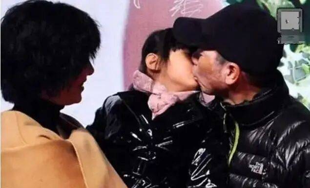 考古|冯小刚带女儿去陈思诚工作室！开个人账号还读影视专业<strong></p>
<p>以太坊价格走势</strong>，她也要“女承父业”吗？