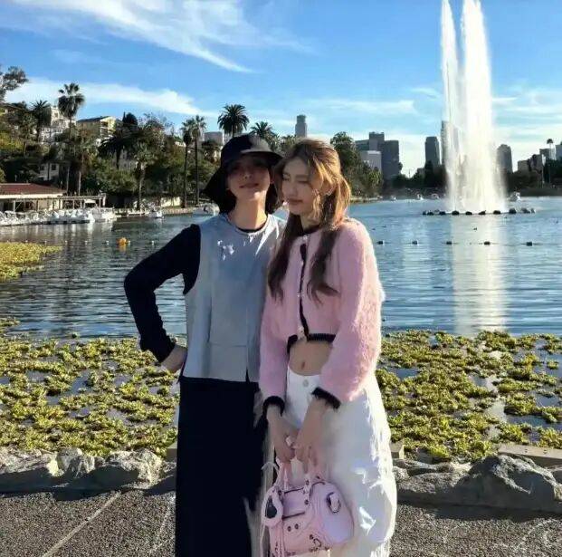 考古|冯小刚带女儿去陈思诚工作室！开个人账号还读影视专业<strong></p>
<p>以太坊价格走势</strong>，她也要“女承父业”吗？