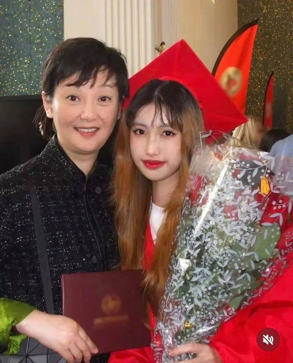 考古|冯小刚带女儿去陈思诚工作室！开个人账号还读影视专业<strong></p>
<p>以太坊价格走势</strong>，她也要“女承父业”吗？