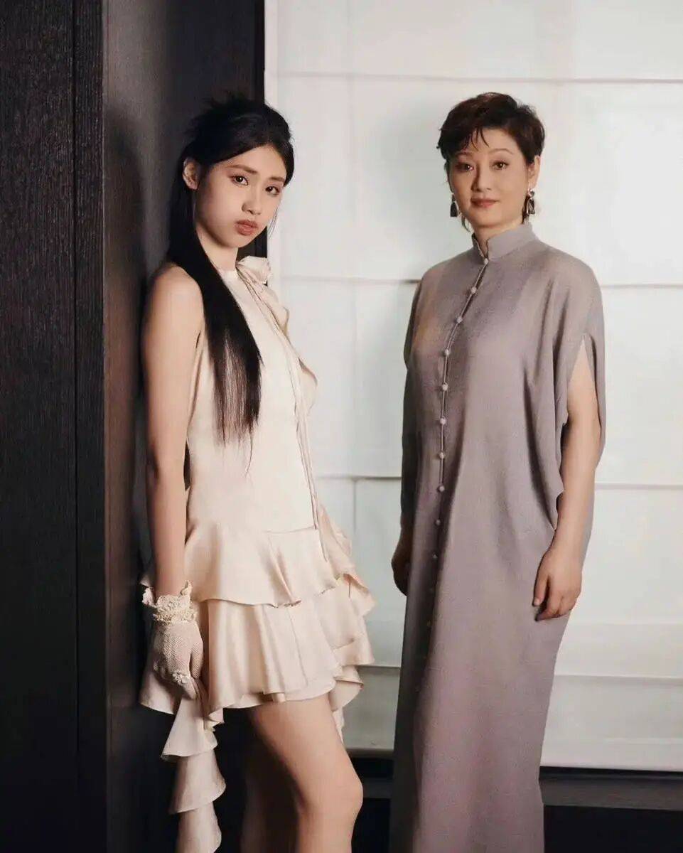 考古|冯小刚带女儿去陈思诚工作室！开个人账号还读影视专业<strong></p>
<p>以太坊价格走势</strong>，她也要“女承父业”吗？