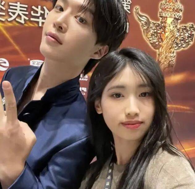 考古|冯小刚带女儿去陈思诚工作室！开个人账号还读影视专业<strong></p>
<p>以太坊价格走势</strong>，她也要“女承父业”吗？