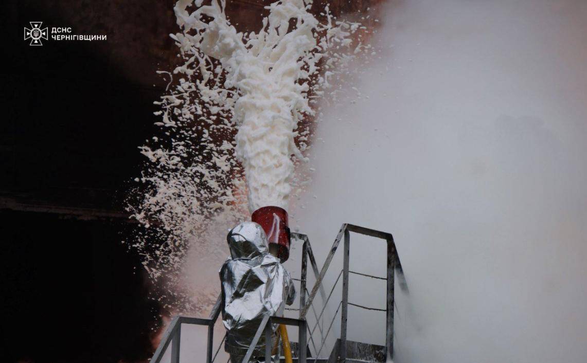 炸了一夜<strong></p>
<p>Eth价格</strong>，俄军大轰炸，基辅大停电：俄乌战争3年，普京太仁慈了