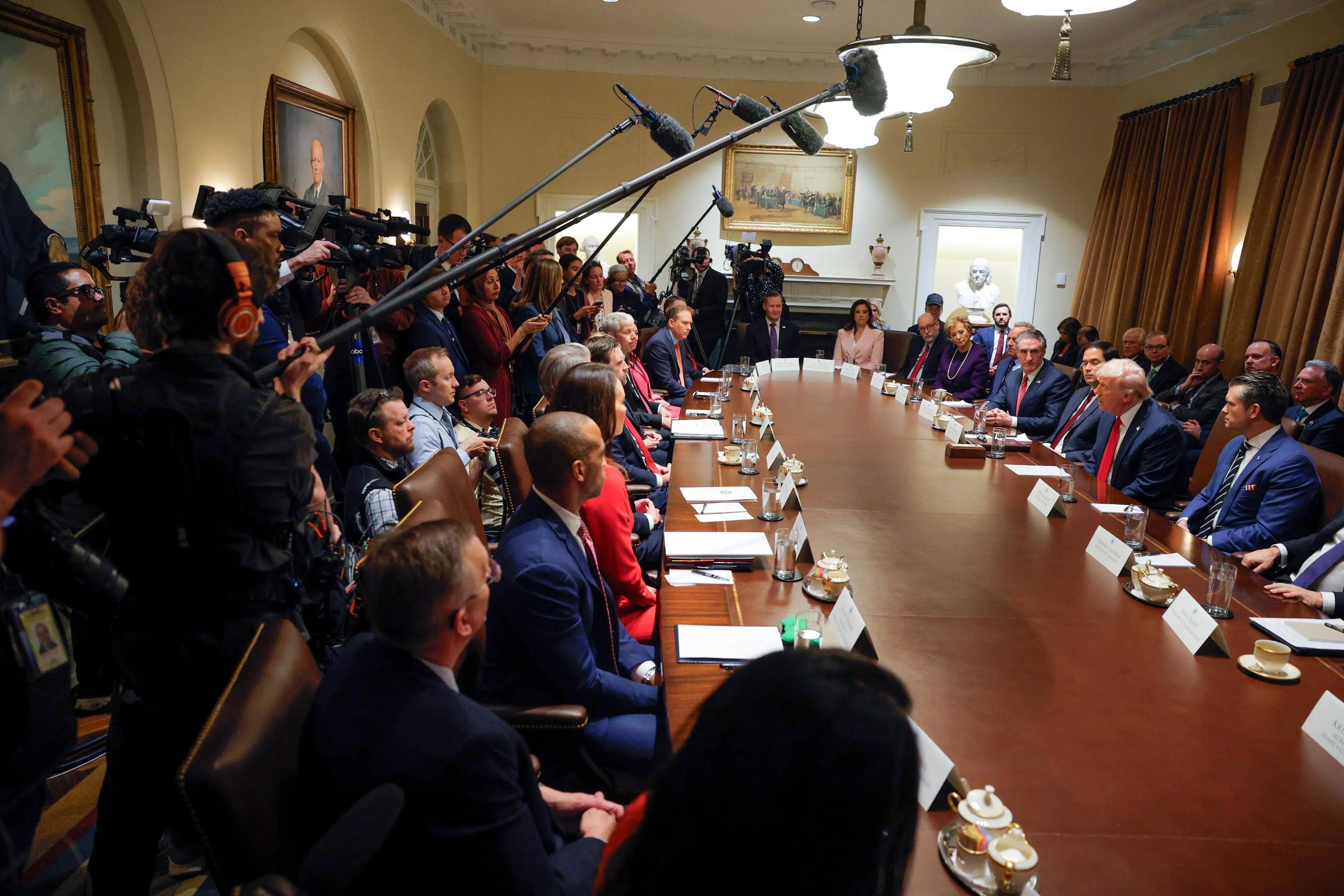 零时零分<strong></p>
<p>eth币</strong>,中方反制准时开始,美财长通知中国,100%关税可以撤回