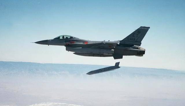 俄白唱了出双簧:要借特朗普之手<strong></p>
<p>eth币</strong>,将援乌战斧计划悄悄扼杀!