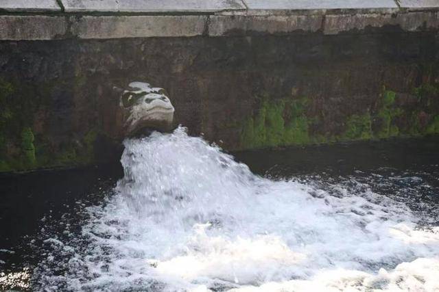 黑虎泉喷得“兽头”都不够用了!济南群泉竞涌<strong></p>
<p>eth币</strong>,几十年一见