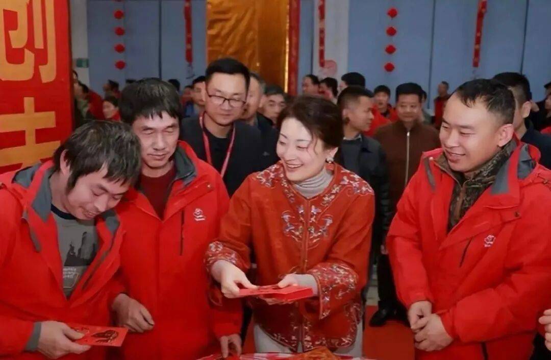 娃哈哈“内战”打到了最残酷的时候<strong></p>
<p>eth币</strong>,宗馥莉这次腹背受敌