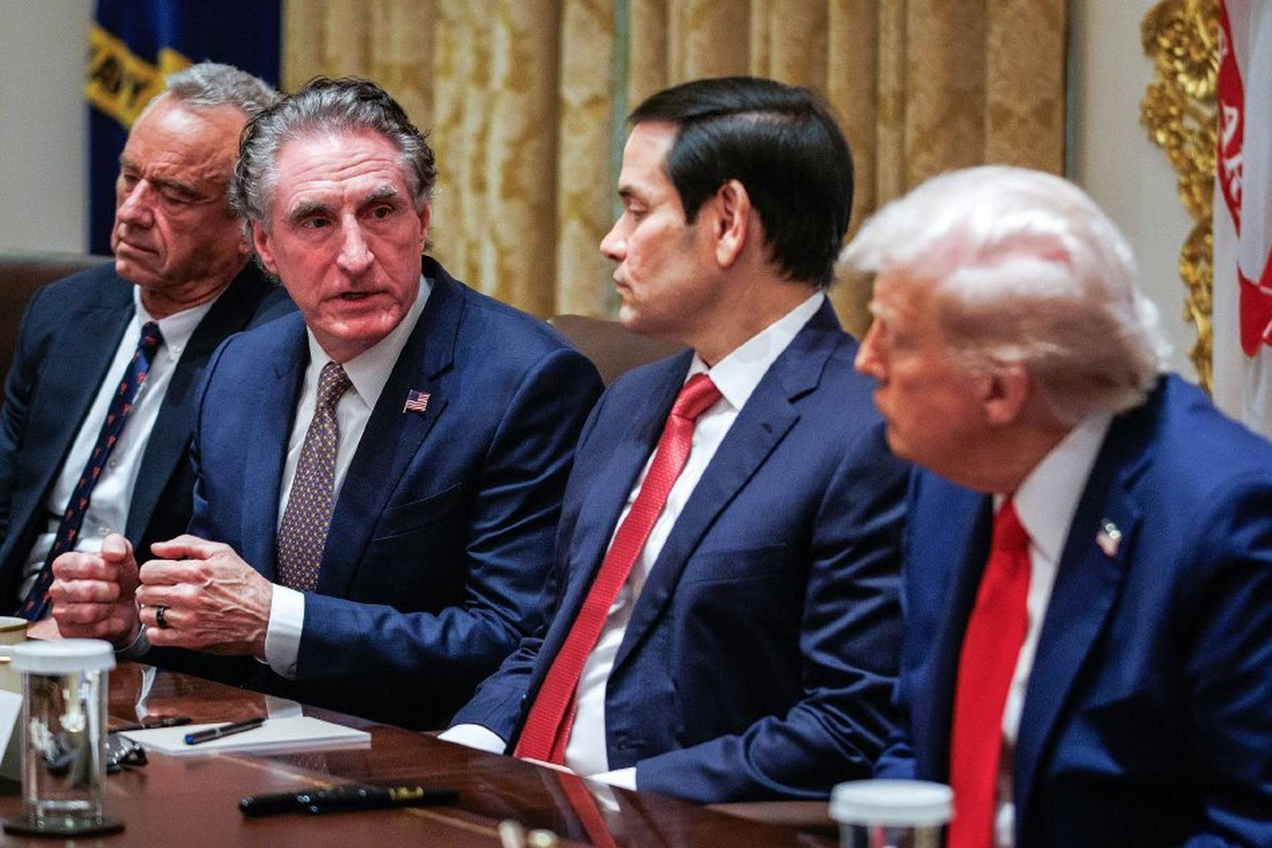 加沙那边停火了<strong></p>
<p>挖eth</strong>，美中“决战”开始了