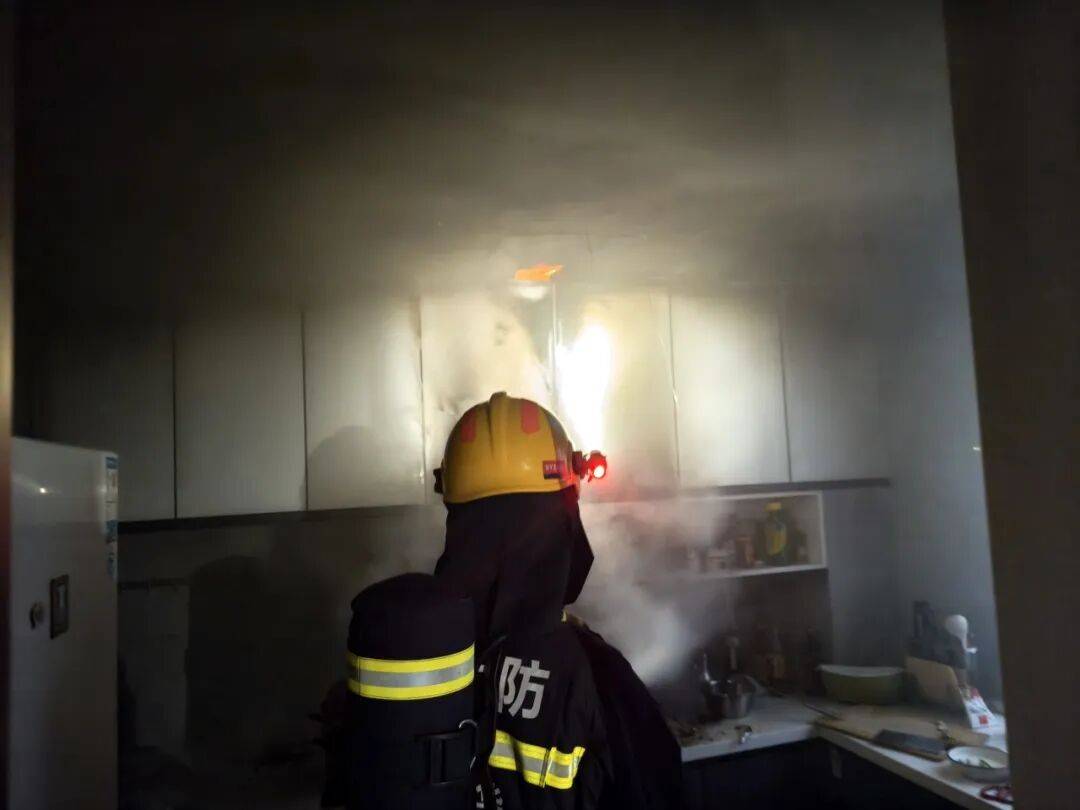 以案为鉴 | 家中起火前<strong></p>
<p>挖eth</strong>，他们都曾接到一通电话……