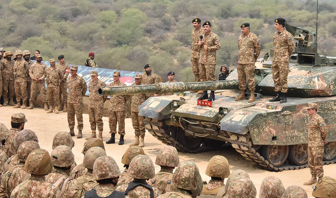 终于被巴铁打疼了<strong></p>
<p>eth钱包</strong>，阿富汗将袭击枭龙和歼-10，特朗普喊话他要管