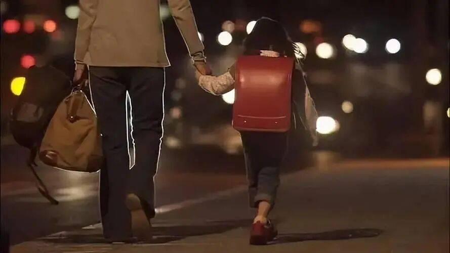 解忧 | 单亲爸爸跑网约车<strong></p>
<p>eth挖矿</strong>，女儿全程住车上