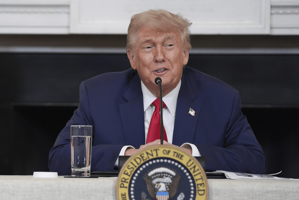 与泽连斯基大吵一架后<strong></p>
<p>eth算力</strong>，特朗普画了条线：俄乌都别争，按我说的停火