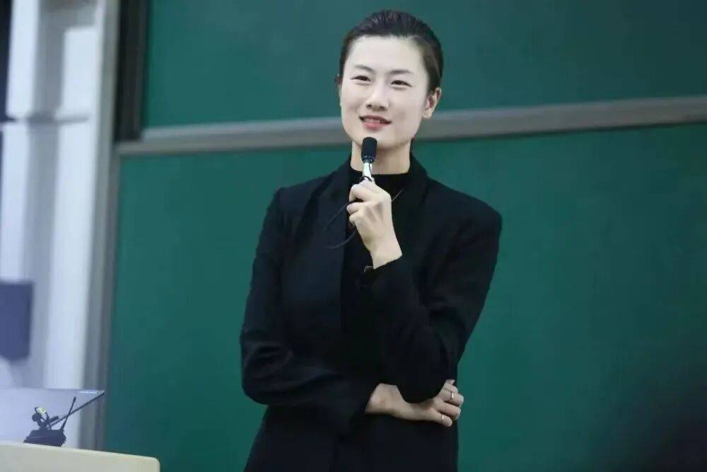 早安<strong></p>
<p>eth算力</strong>，你好｜生育津贴直接发放至个人，这些地方已实现→