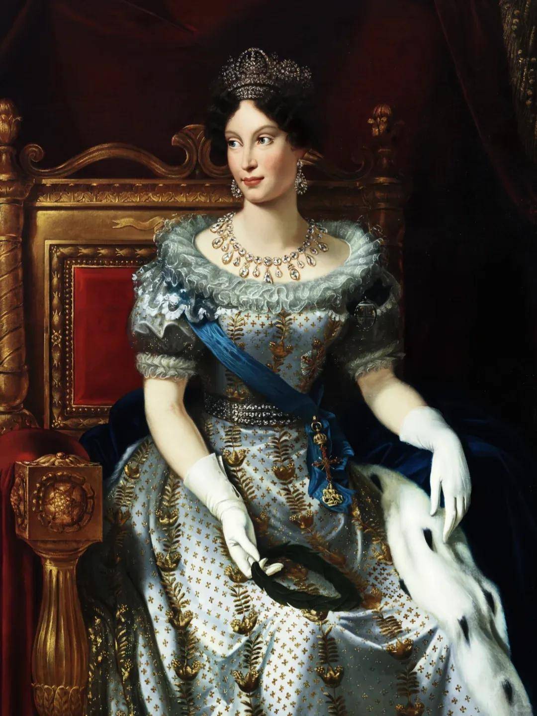 卢浮宫被盗的珠宝中<strong></p>
<p>eth算力</strong>，有拿破仑送给妻子的爱情信物