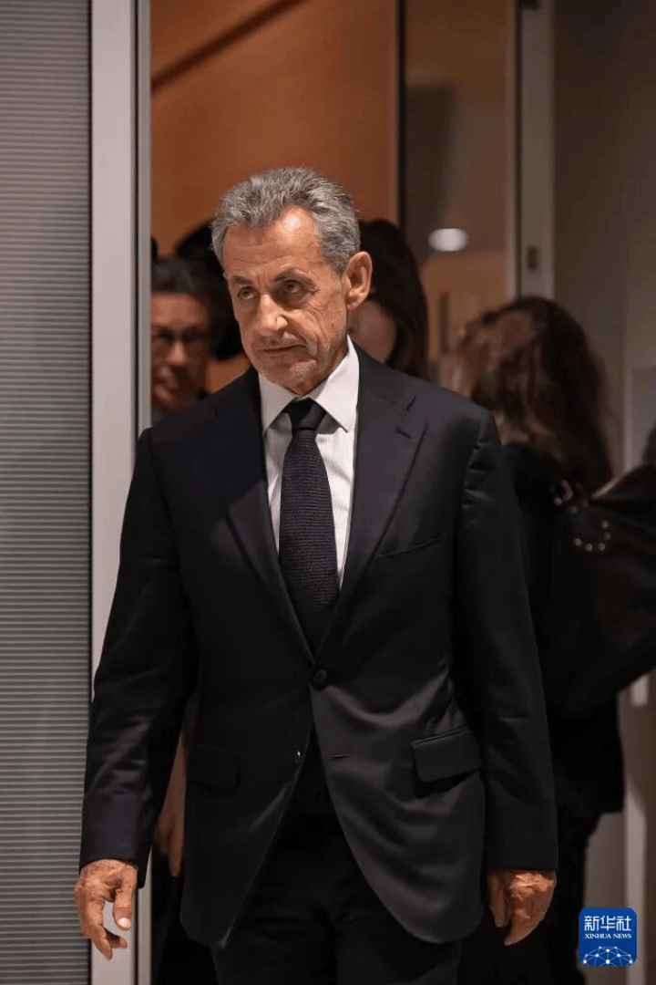 70岁法国前总统萨科齐的“坐牢style”：入狱前密会马克龙<strong></p>
<p>eth地址</strong>，入狱后开始写书