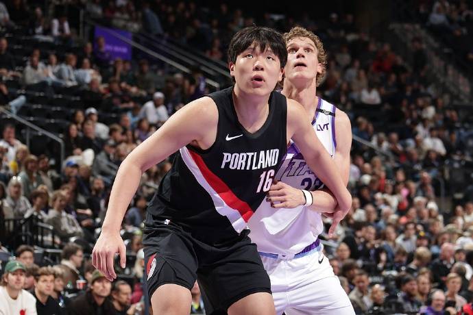 杨瀚森迎NBA常规赛首秀<strong></p>
<p>eth地址</strong>，两罚全中拿到个人NBA生涯首分；此前出场时播音字幕都是中文