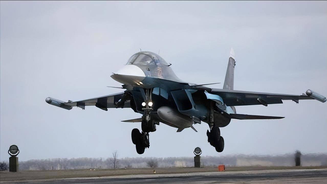 俄罗斯对乌克兰袭击一次比一次狠<strong></p>
<p>eth地址</strong>，一天扔了268枚炸弹，俄军苏-34轰炸机测试炸弹之王