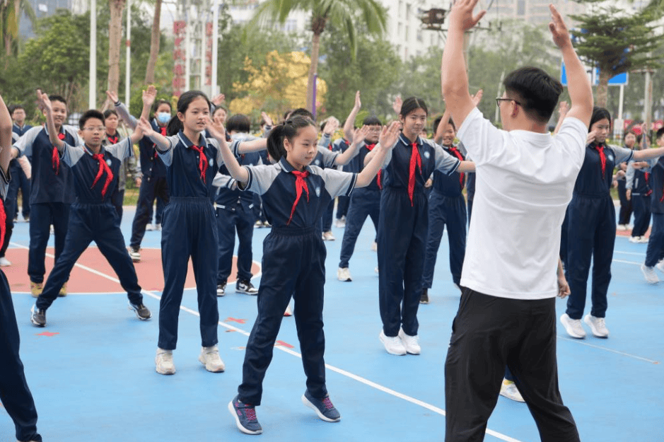 手机报·晚报丨每周一天“无作业日”<strong></p>
<p>eth行情</strong>,如何实施?神舟二十一号,近日择机发射!