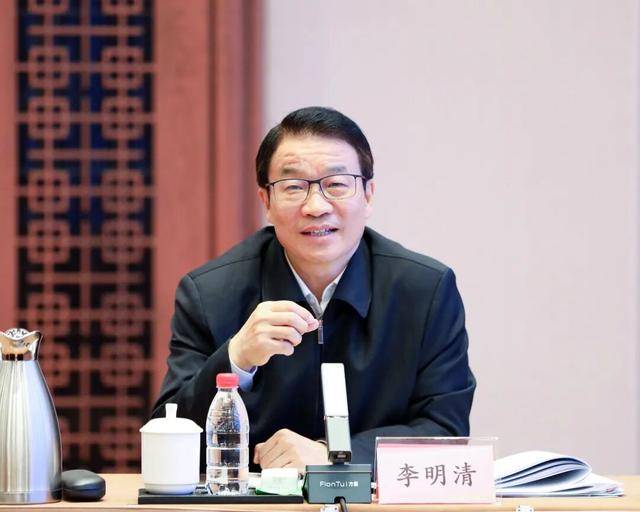 中央批准<strong></p>
<p>eth行情</strong>,陈新武、张伟履新职