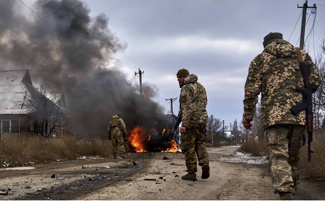 俄军在前线取得重大胜利<strong></p>
<p>eth矿池</strong>，1.5万名乌军遭围歼，普京突然下令，保护投降乌军！