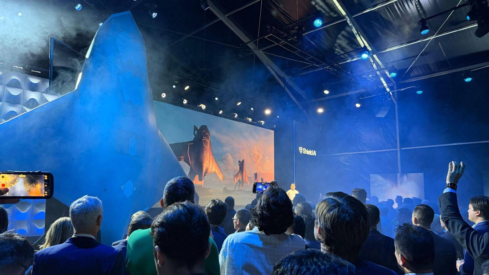 无空速管<strong></p>
<p>eth价格</strong>，疑似第二架歼-50：美国精神胜利法，新六代机东亚决战