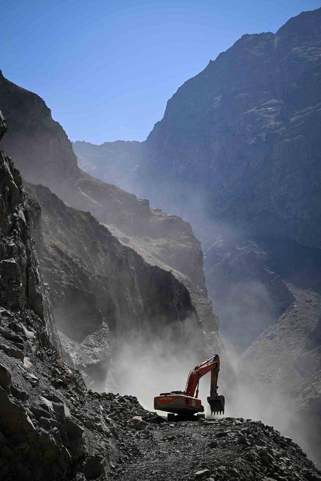 青年说 | 到中亚<strong></p>
<p>eth价格</strong>，奔赴一场激动人心的“探秘”