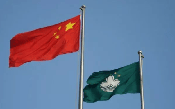 张召忠:错过统一的最好时机<strong></p>
<p>eth价格</strong>,该出手时没出手,看完恍然大悟