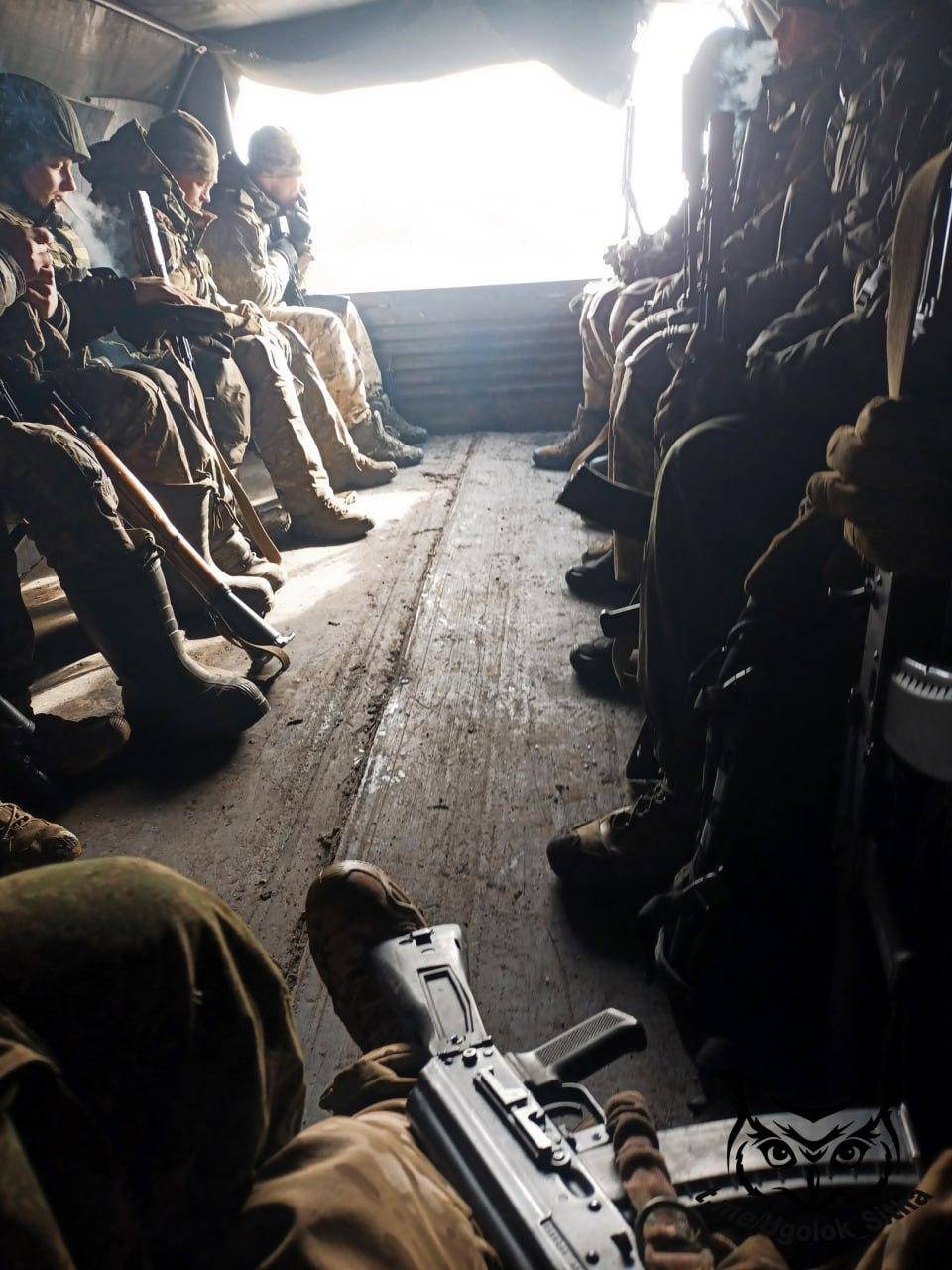 血拼一夜！俄军敢死队冲入赫尔松<strong></p>
<p>eth trunk</strong>，远火大开杀戒，乌军机器人参战