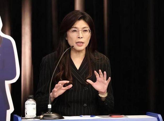 两岸和平统一还远吗？登机赴京前<strong></p>
<p>eth trunk</strong>，郑丽文公布人事名单，朱立伦回应特殊，不准打破惯例！