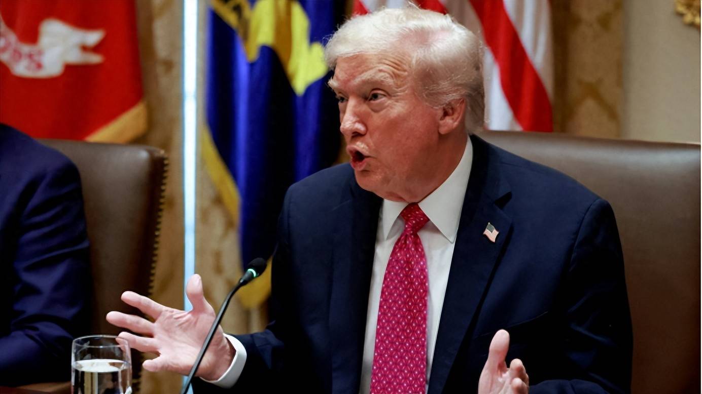 美再对中强硬<strong></p>
<p>eth区块链</strong>，特朗普下令，禁止对华出售最强芯片，黄仁勋说了句大实话