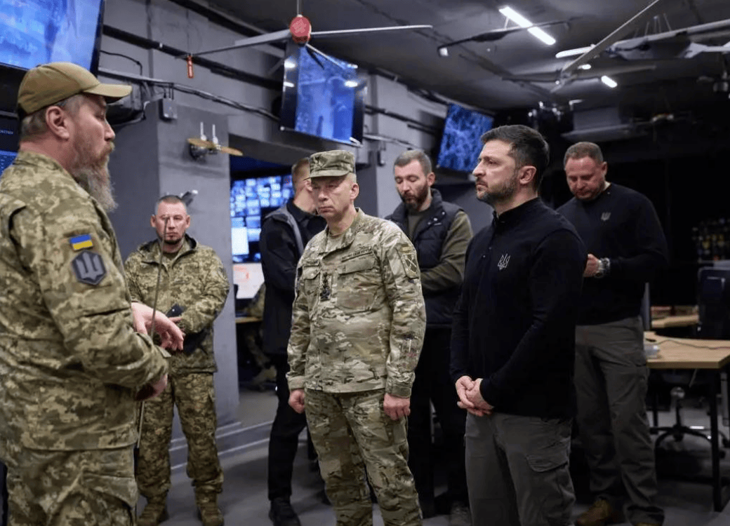 泽连斯基谎言碎了一地<strong></p>
<p>eth区块链</strong>，乌军认清事实承认红军城败了，血战到底只为美国？