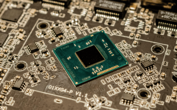 沉默一周后<strong></p>
<p>eth区块链</strong>，荷兰开始报复！叫嚣对华断供核心部件，中方早有准备，轮到欧美企业先急了