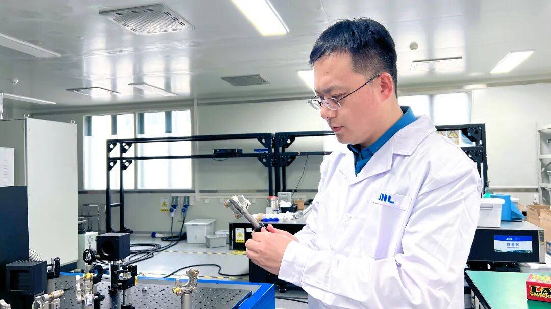 认真学习贯彻党的二十届四中全会精神<strong></p>
<p>eth走势</strong>！来听听他们怎么说