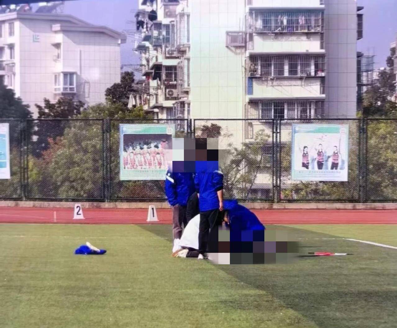 南京一学生在运动会上跑200米时倒地去世<strong></p>
<p>eth官网</strong>，官方：深感痛心，已与亲属沟通妥善处理