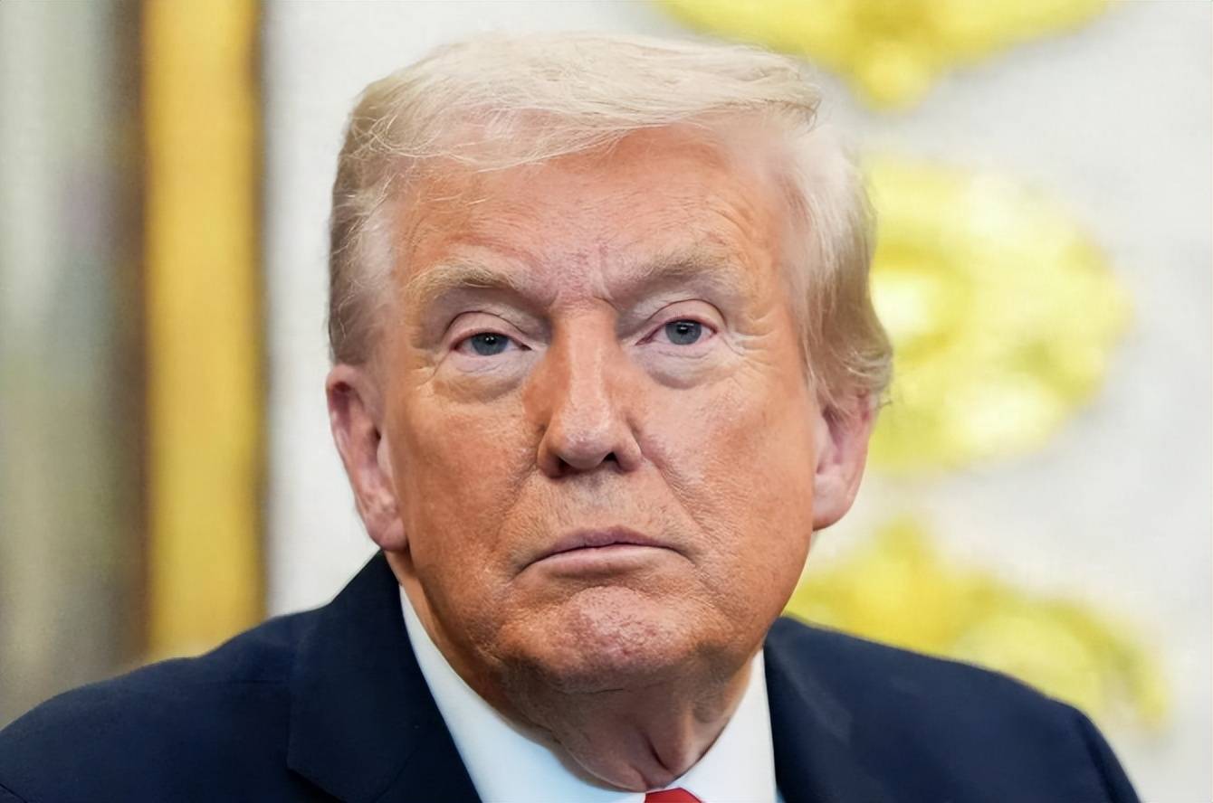 专访中途两度断电成笑柄！泽连斯基宣称乌克兰将胜利<strong></p>
<p>eth官网</strong>，实则美军撤离援乌弹药缺口达 40%？