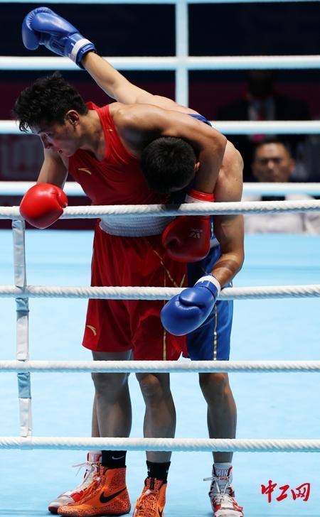 全运会拳击男子80公斤级决赛<strong></p>
<p>eth官网</strong>，王小保夺冠！