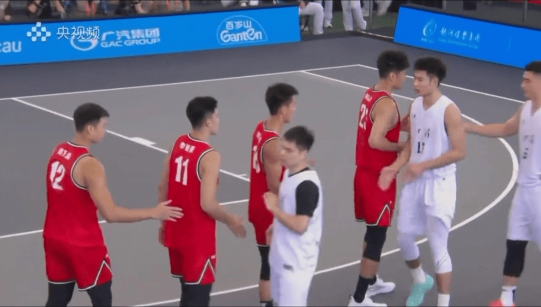 全运会男子三人篮球赛<strong></p>
<p>eth官网</strong>，陈国豪、周泽源代表广东队出战，战胜江苏队取得开门红！