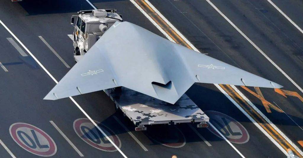 代号“玄龙”!攻击-11官宣服役<strong></p>
<p>比特币</strong>,与歼-20、歼-16编队飞行