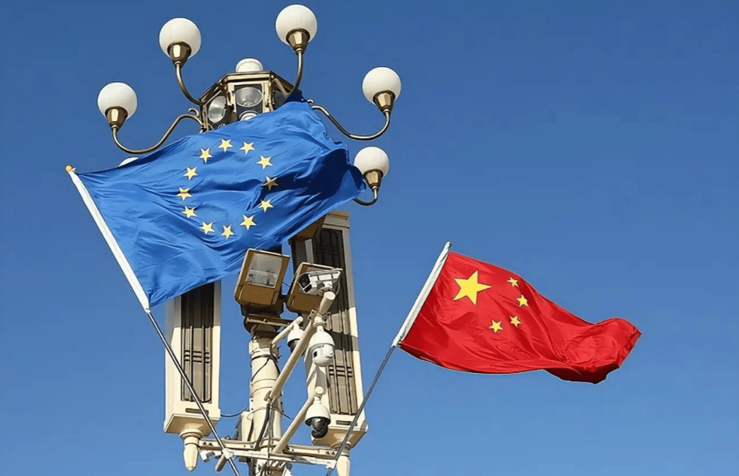 英媒破防<strong></p>
<p>比特币最新价格</strong>，驳斥中国人看不起欧洲，像“年老色衰的妃子”不接受被美国“帝王”抛弃