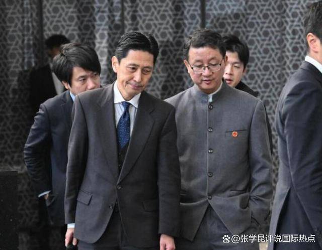 中方双手插兜<strong></p>
<p>比特币价格</strong>，日官员连连点头，一言不发离开外交部，这回摊大事