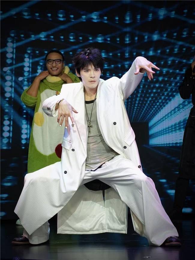 《单排喜剧大赛2》抖音首播炸场<strong></p>
<p>比特币价格</strong>!全民造星引爆追综热潮