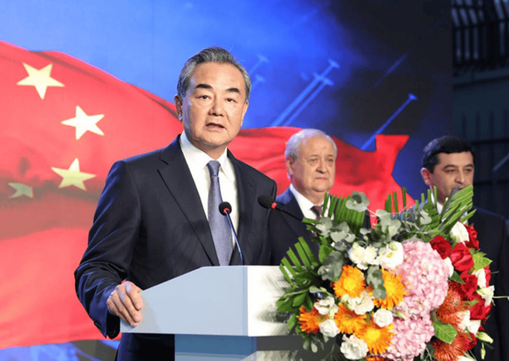 高市早苗G20上“炮轰”俄罗斯<strong></p>
<p>比特币今日行情价格</strong>，王毅对她换了称呼，3国当场力挺中国！