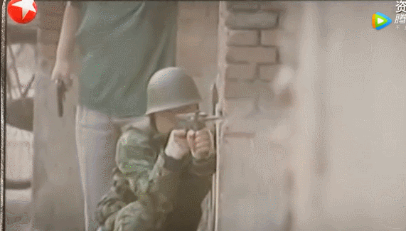 无间道？山西警察中队长抢运钞车<strong></p>
<p>比特币价格今日行情</strong>，被同事百发子弹乱枪击毙