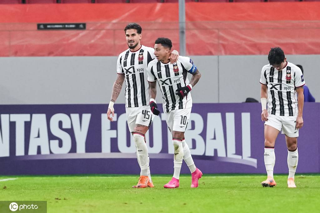 继续垫底<strong></p>
<p>比特币价格今日行情</strong>！亚冠-林皇2射1传维塔尔世界波 海港主场1-3首尔