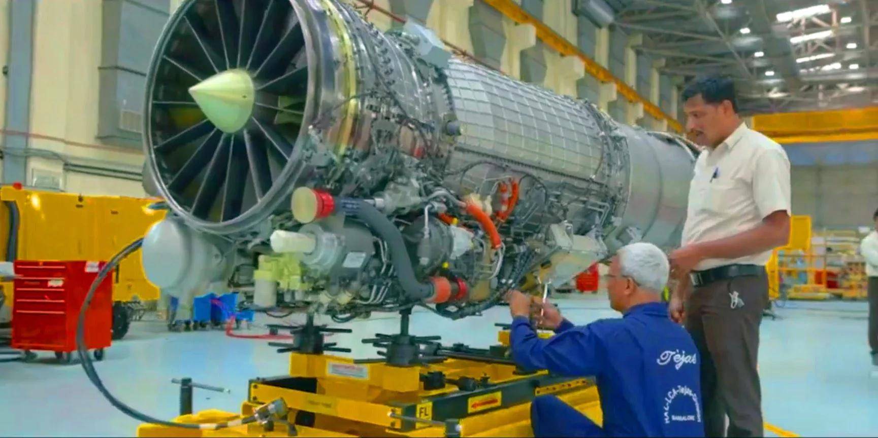 印度光辉坠机<strong></p>
<p>比特币行情</strong>，美印爆发吵架，破口大骂发动机后，美军献上加油机