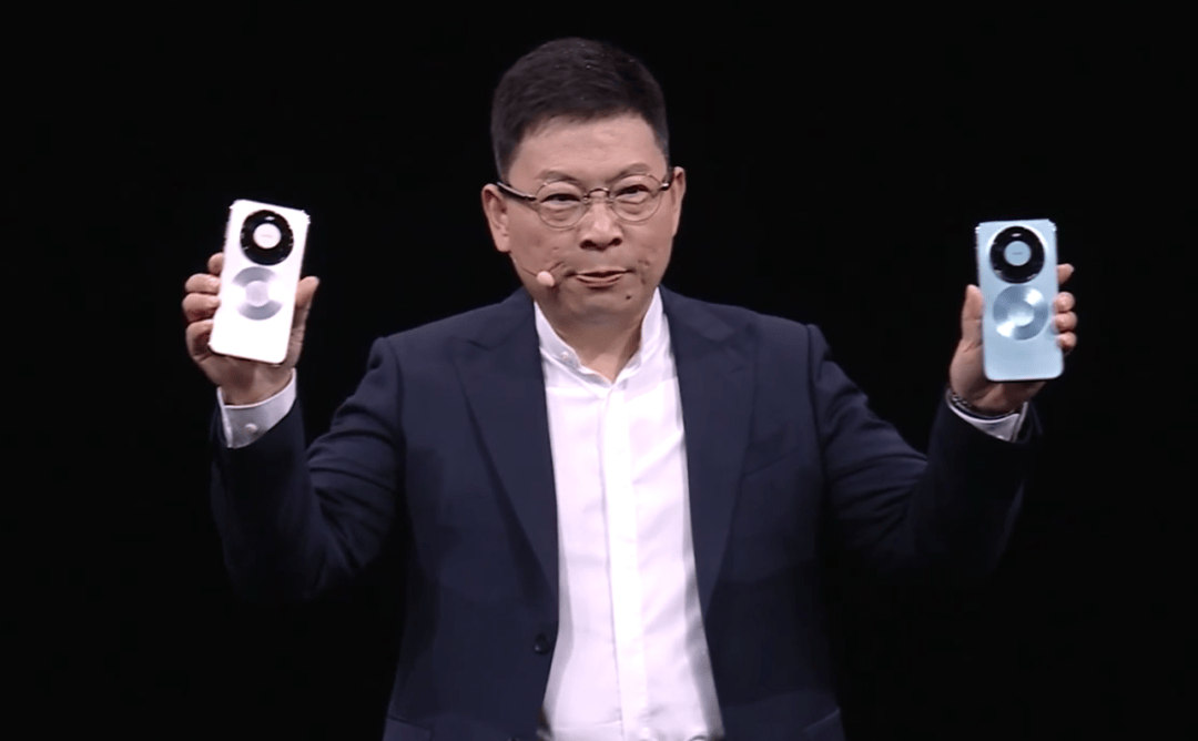 华为Mate 80<strong></p>
<p>比特币行情</strong>，4699元起！网友：我真冲了！