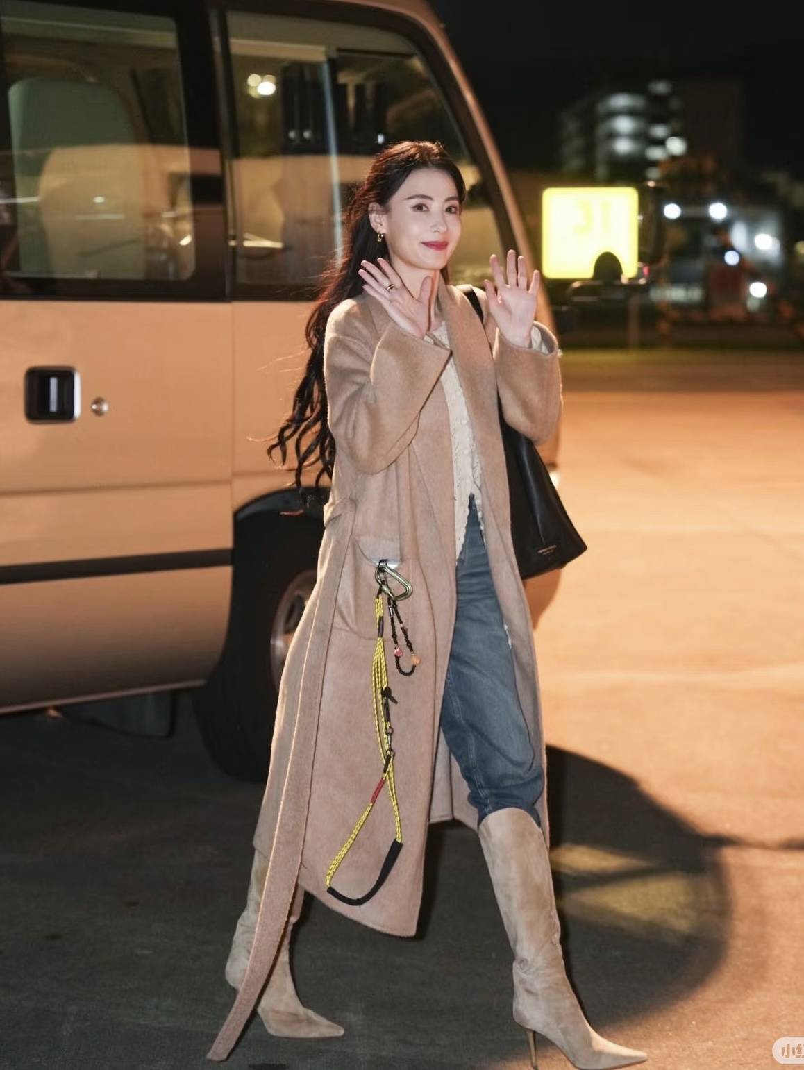 巩俐、梅姨、高圆圆...Power女性冬天少不了一件驼色大衣<strong></p>
<p>比特币最新价格行情</strong>！