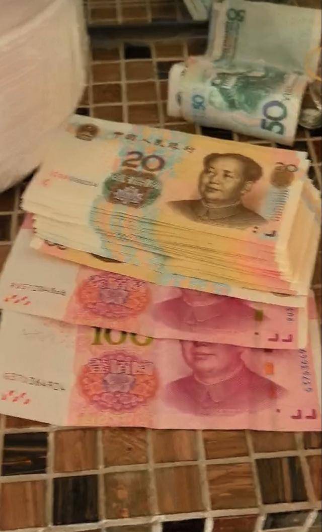 房子要卖了<strong></p>
<p>比特币是什么东西</strong>，两万多现金和珍贵邮票却落在里面，还好有他